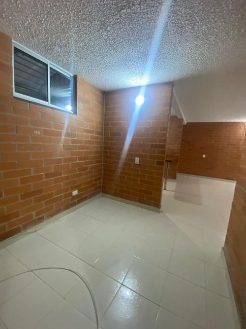Apartamento de 3 alcobas en venta en Zona Centro, Madrid, 70 m² · foto 17 de 18