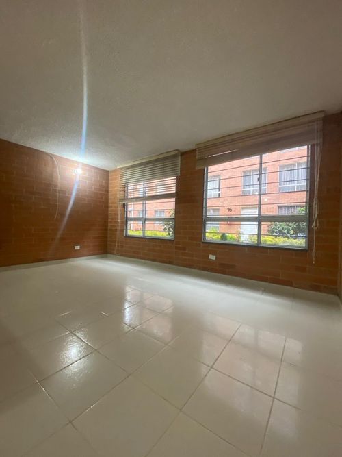 Apartamento de 3 alcobas en venta en Zona Centro, Madrid, 70 m² · foto 10 de 18