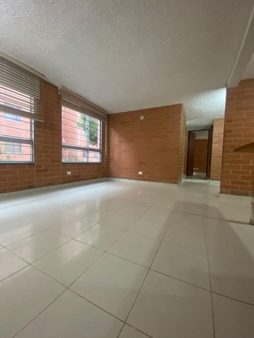Apartamento de 3 alcobas en venta en Zona Centro, Madrid, 70 m² · foto 11 de 18
