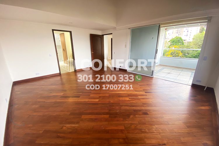 Apartamento de 3 alcobas en arriendo en El Tesoro, Medellín, 300 m² · foto 21 de 24