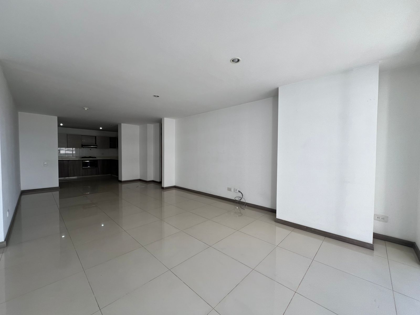 Apartamento en venta en Loma Del Chocho, Envigado · foto 3 de 18