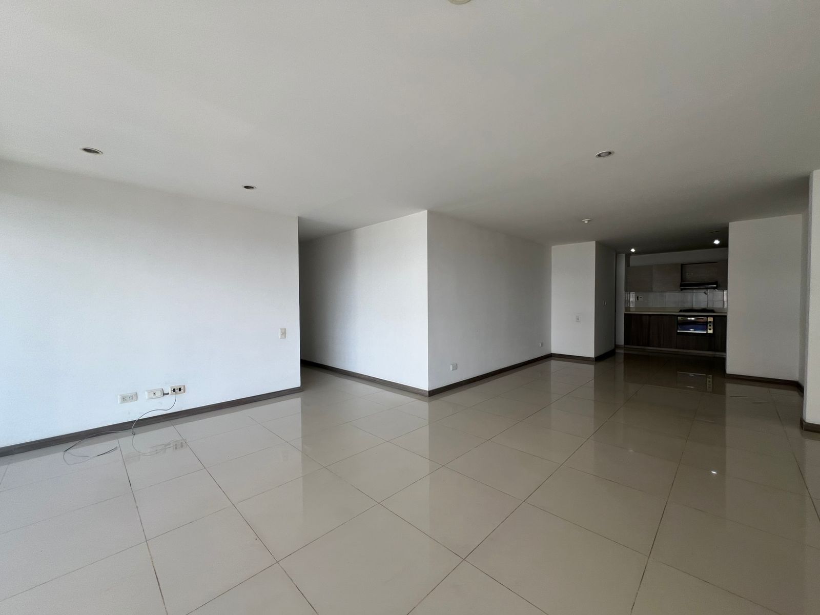 Apartamento en venta en Loma Del Chocho, Envigado · foto 2 de 18