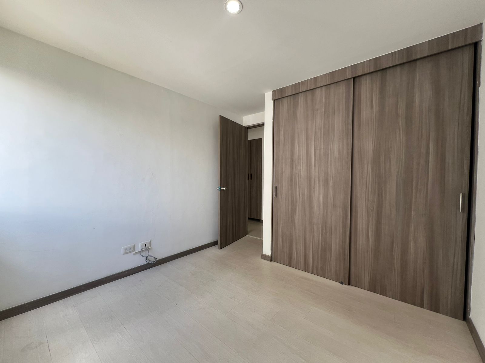 Apartamento en venta en Loma Del Chocho, Envigado · foto 11 de 18