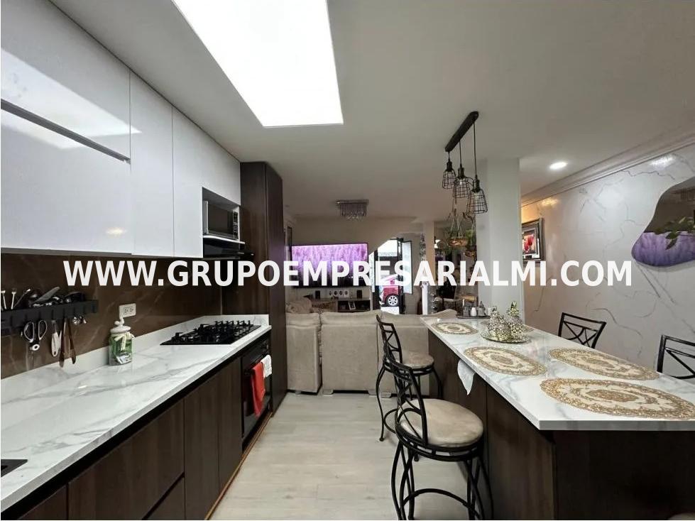 Apartaestudio for sale in Belén, Medellín 4