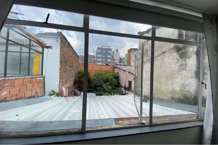Casa de 5 alcobas en venta en San Luis, Bogotá, 543 m² · foto 6 de 6