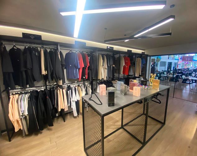 Local en arriendo en El Poblado, Medellín, 70 m² · foto 2 de 12