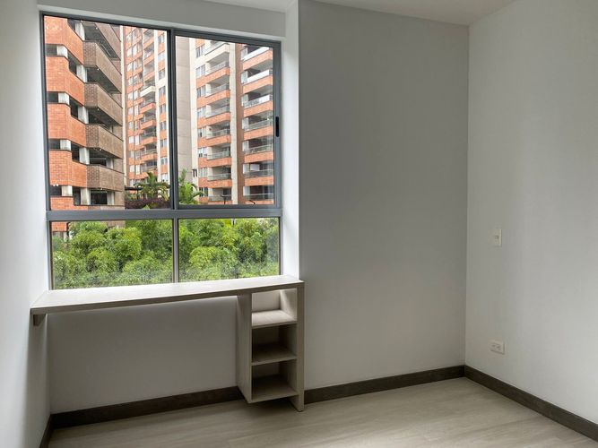 Apartamento de 3 alcobas en arriendo en Camino Verde, Envigado, 80 m² · foto 9 de 18
