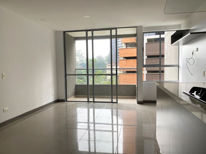 Apartamento de 3 alcobas en arriendo en Camino Verde, Envigado, 80 m² · foto 14 de 18