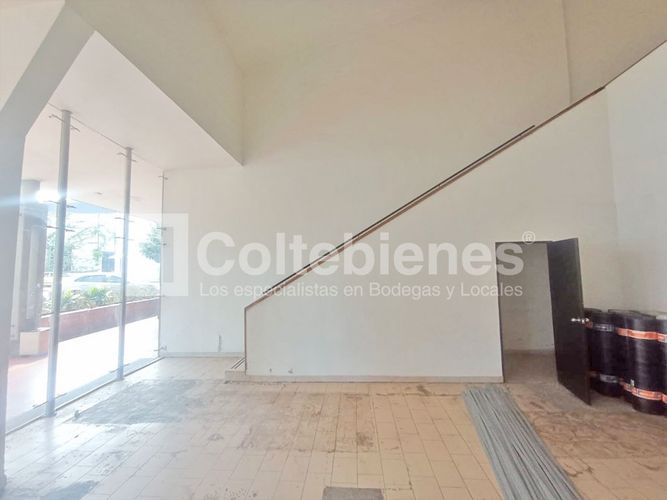 Local en arriendo en La Esmeralda, Itagüí, 139 m² · foto 4 de 12
