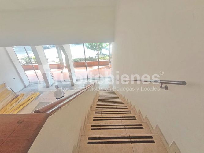 Local en arriendo en La Esmeralda, Itagüí, 139 m² · foto 5 de 12