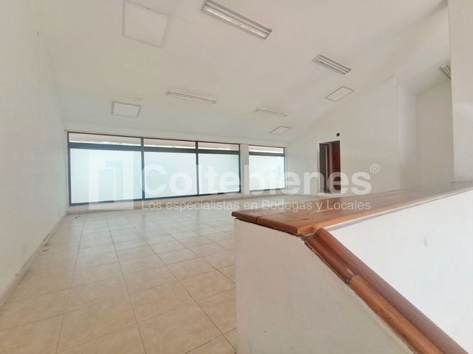 Local en arriendo en La Esmeralda, Itagüí, 139 m² · foto 6 de 12