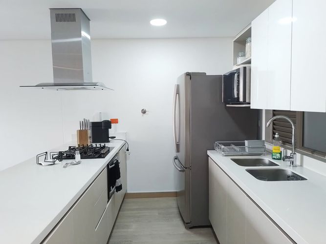 Apartamento de 1 alcoba en venta en El Poblado, Medellín, 70 m² · foto 6 de 15