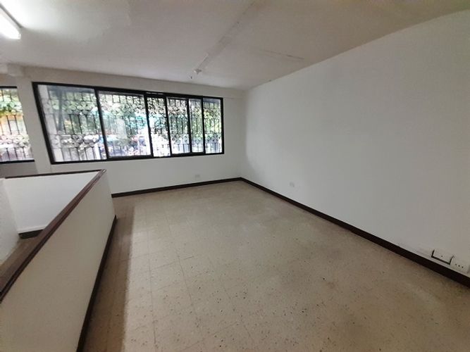 Oficina en arriendo en Santa Monica, Cali, 130 m² · foto 4 de 24