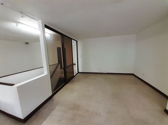 Oficina en arriendo en Santa Monica, Cali, 130 m² · foto 15 de 24