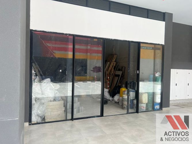 Local en arriendo en Los Colores, Medellín, 42 m² · foto 5 de 13