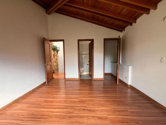 Casa de 4 alcobas en venta en Los Salados, El Retiro, 450 m² · foto 11 de 18