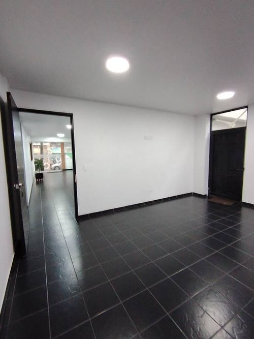 Apartaestudio en venta en Chapinero Sur Occidental, Bogotá, 27 m² · foto 8 de 18