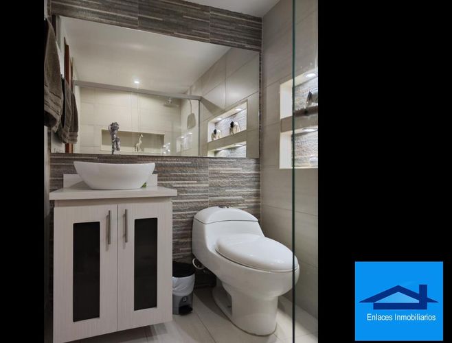 Casa de 4 alcobas en venta en Cristobal, Medellín, 160 m² · foto 3 de 18