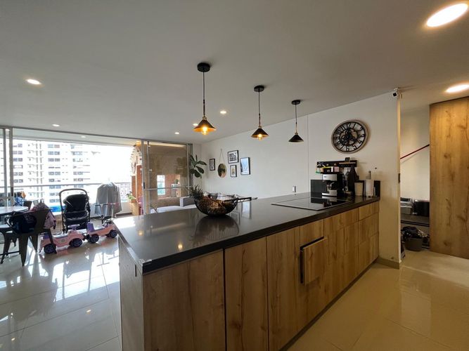 Apartamento de 3 alcobas en arriendo en El Poblado, Medellín, 100 m² · foto 8 de 16