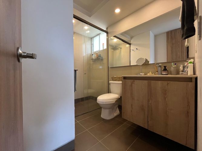 Apartamento de 3 alcobas en arriendo en El Poblado, Medellín, 100 m² · foto 15 de 16