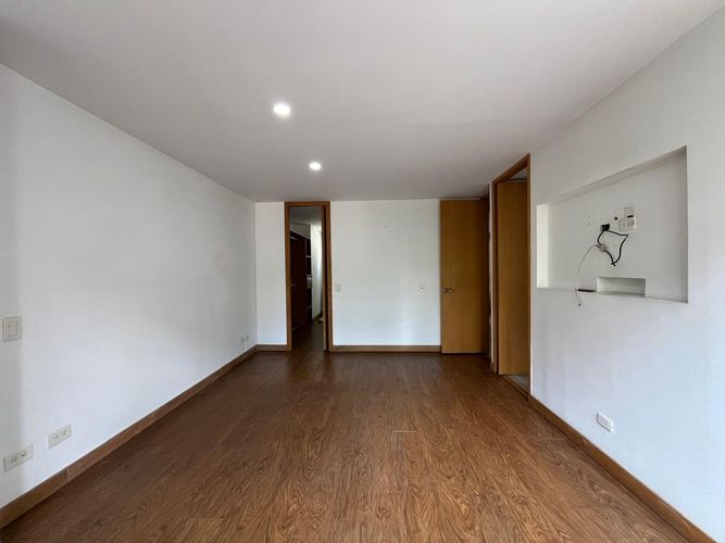 Apartamento de 2 alcobas en arriendo en El Poblado, Medellín, 123 m² · foto 12 de 20