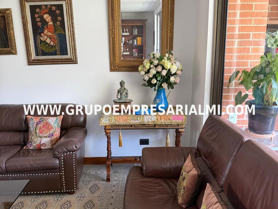 Apartment for sale in El Poblado, Medellín 2