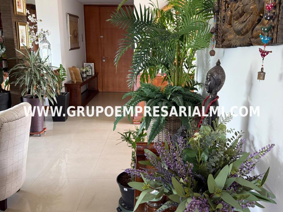 Apartment for sale in El Poblado, Medellín 3