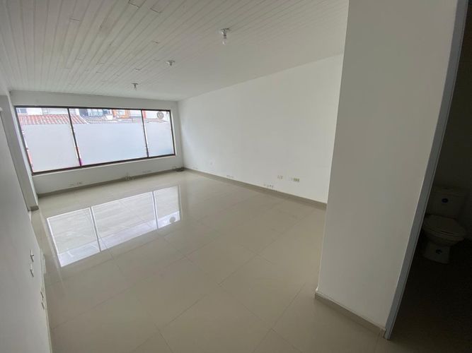 Casa de 3 alcobas en venta en Puente Largo, Bogotá, 427 m² · foto 4 de 24