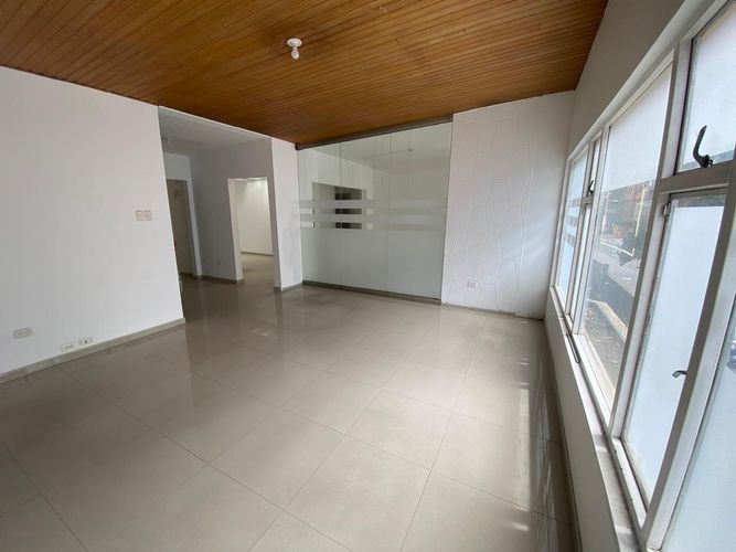 Casa de 3 alcobas en venta en Puente Largo, Bogotá, 427 m² · foto 8 de 24