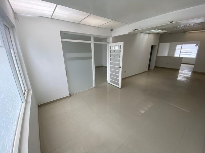 Casa de 3 alcobas en venta en Puente Largo, Bogotá, 427 m² · foto 13 de 24