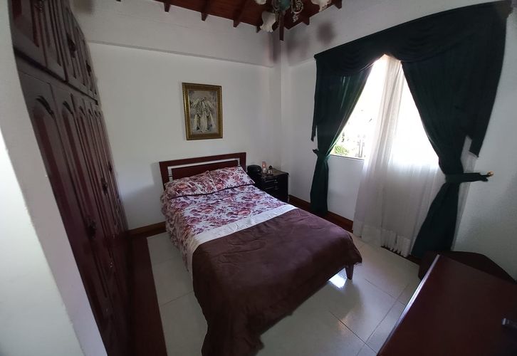 Casa de 6 alcobas en venta en Vía El Caimo, Armenia, 450 m² · foto 6 de 16