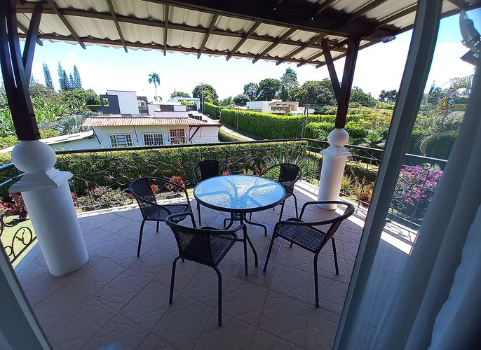 Casa de 6 alcobas en venta en Vía El Caimo, Armenia, 450 m² · foto 15 de 16