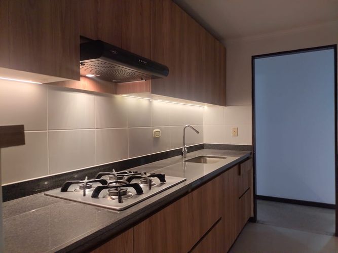Apartamento de 3 alcobas en arriendo en El Poblado, Medellín, 110 m² · foto 10 de 15