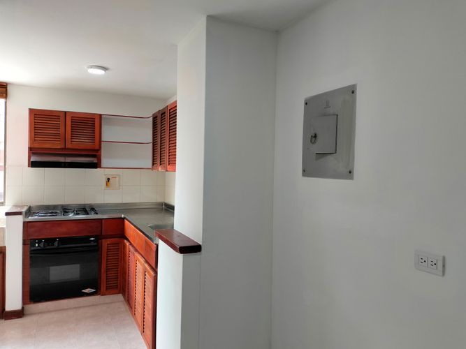 Apartamento de 2 alcobas en arriendo en El Poblado, Medellín, 80 m² · foto 6 de 16