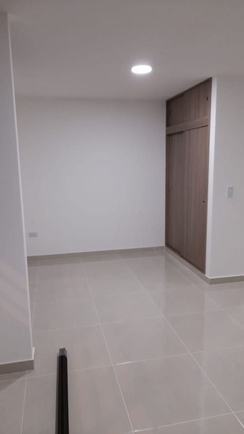 Edificio en venta en El Limonar, Cali, 1200 m² · foto 6 de 24