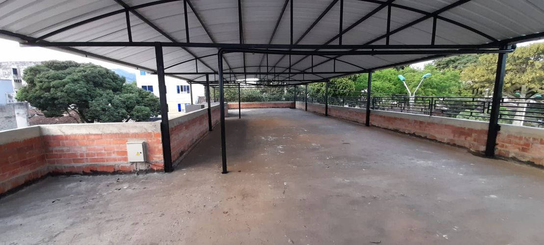 Edificio en venta en El Limonar, Cali, 1200 m² · foto 10 de 24