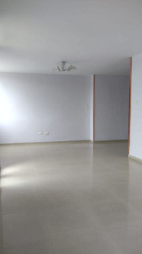 Casa de 5 alcobas en venta en Santa Isabel, Cali, 200 m² · foto 9 de 24