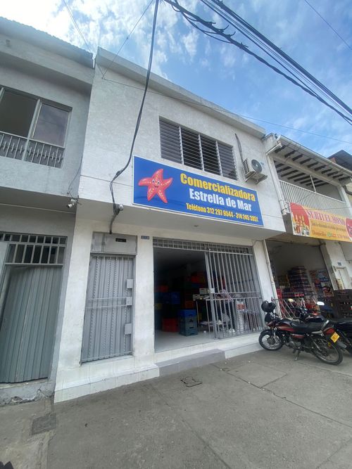 Bodega en venta en Santa Elena, Cali, 350 m² · foto 2 de 12