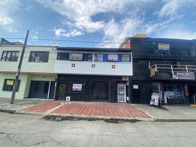 Casa de 5 alcobas en venta en Cristobal Colon, Cali, 480 m² · foto 2 de 24