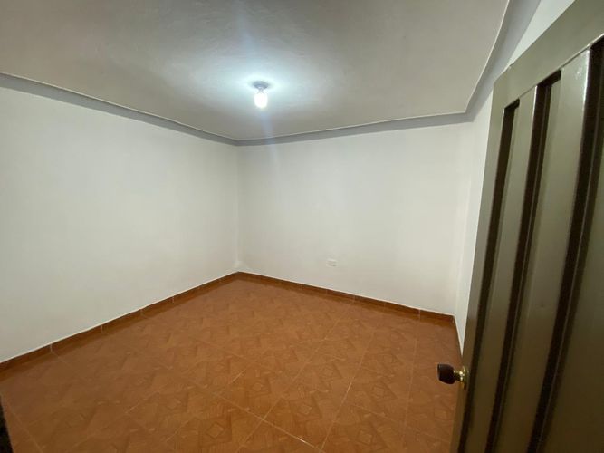 Casa de 5 alcobas en venta en Cristobal Colon, Cali, 480 m² · foto 14 de 24