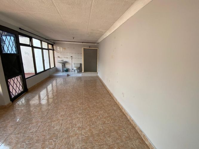 Casa de 5 alcobas en venta en Cristobal Colon, Cali, 480 m² · foto 23 de 24