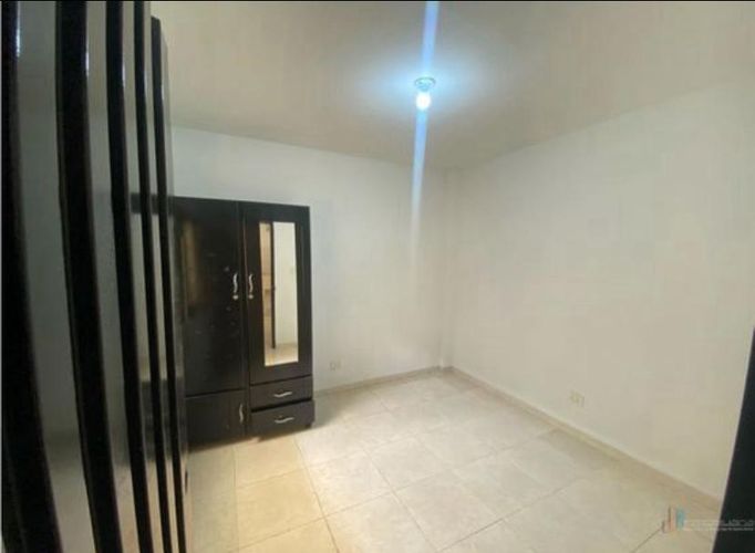 Casa de 5 alcobas en venta en Panamericano, Cali, 148 m² · foto 2 de 21