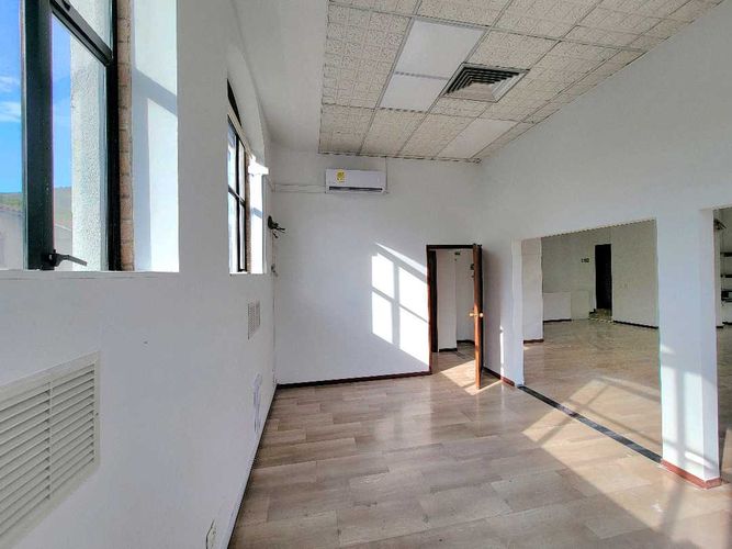 Oficina en arriendo en El Peñon, Cali, 215 m² · foto 13 de 16