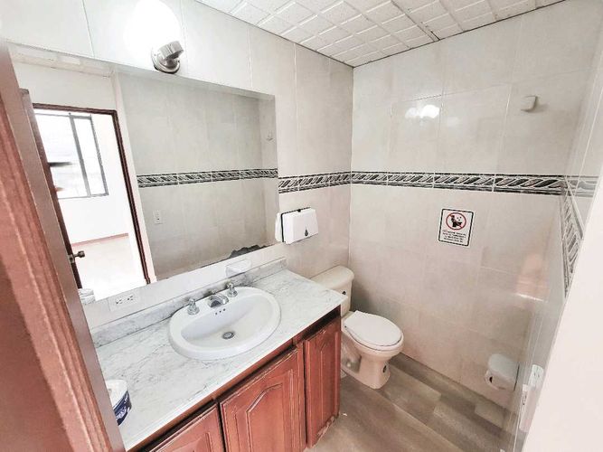 Oficina en arriendo en El Peñon, Cali, 215 m² · foto 16 de 16
