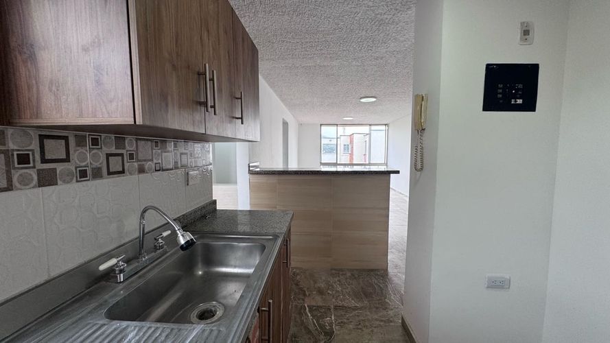 Apartamento de 3 alcobas en venta en Alamos, Cali, 80 m² · foto 7 de 21