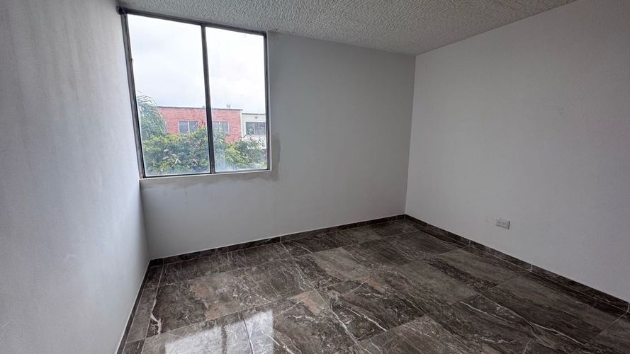 Apartamento de 3 alcobas en venta en Alamos, Cali, 80 m² · foto 13 de 21