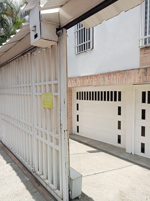Edificio en venta en El Peñon, Cali, 832 m² · foto 5 de 23