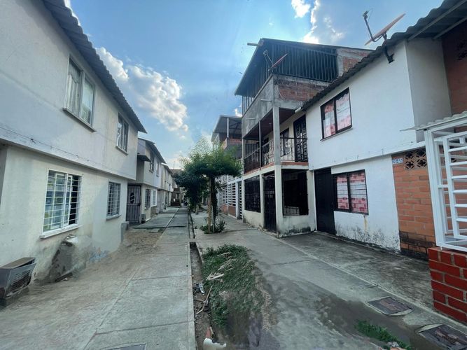Casa de 4 alcobas en venta en Cd. Terranova, Jamundí, 90 m² · foto 3 de 24