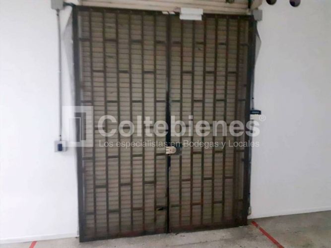 Bodega en arriendo en Zona Industrial No. 1, Itagüí, 241 m² · foto 5 de 24