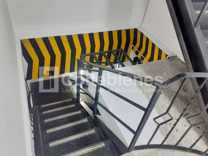 Bodega en arriendo en Zona Industrial No. 1, Itagüí, 241 m² · foto 6 de 24